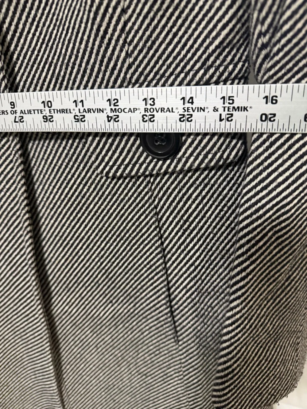 Isabella Demarco Black & White Herringbone Wool-Blend Pea Coat - Picture 4 of 6